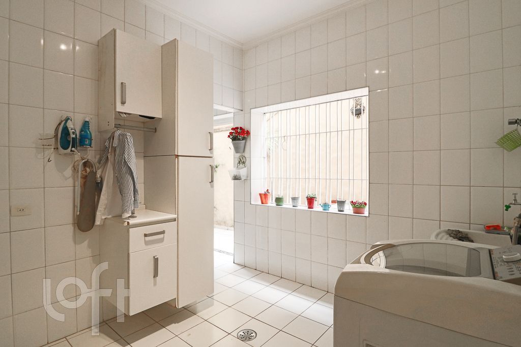 Casa à venda com 4 quartos, 276m² - Foto 33