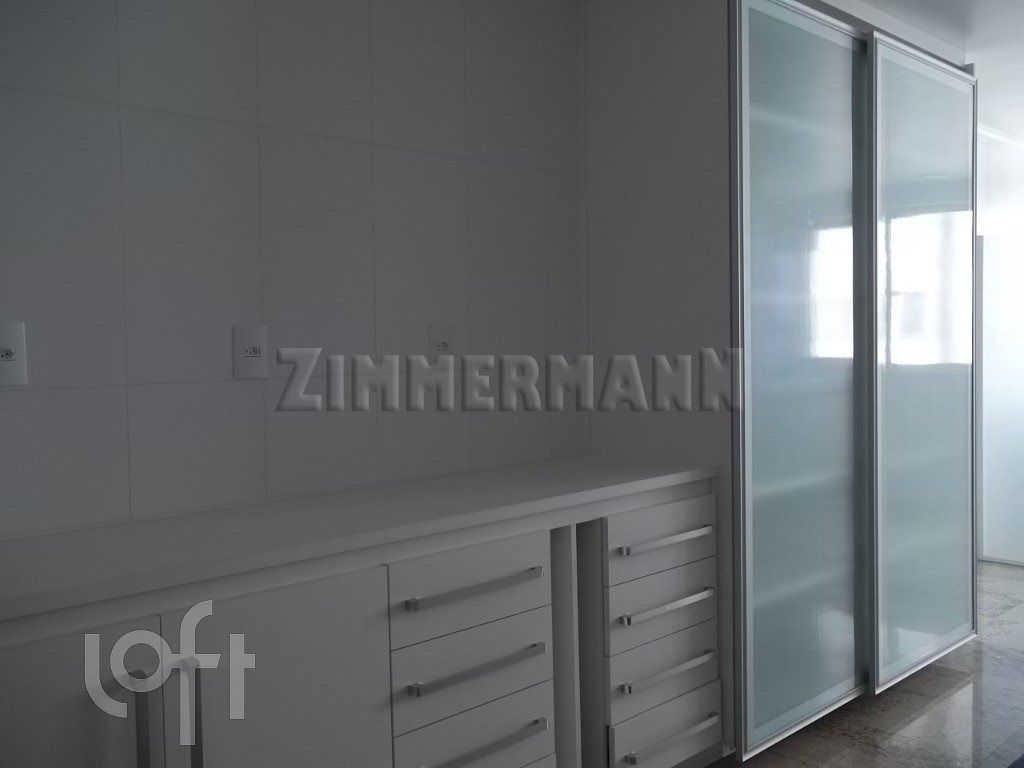 Apartamento à venda com 3 quartos, 165m² - Foto 16