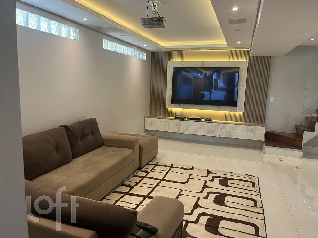 Casa, 4 quartos, 250 m² - Foto 1