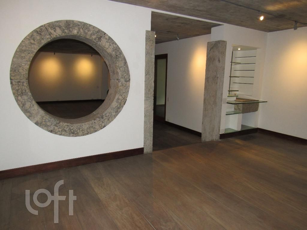 Casa, 4 quartos, 600 m² - Foto 1