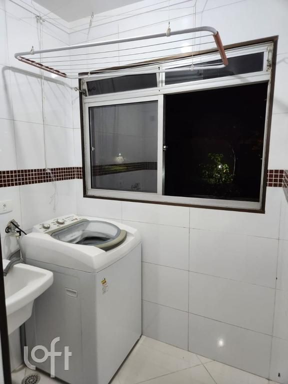 Apartamento à venda com 2 quartos, 62m² - Foto 11