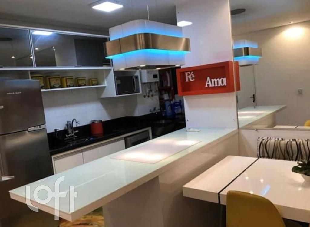 Apartamento à venda com 2 quartos, 60m² - Foto 7