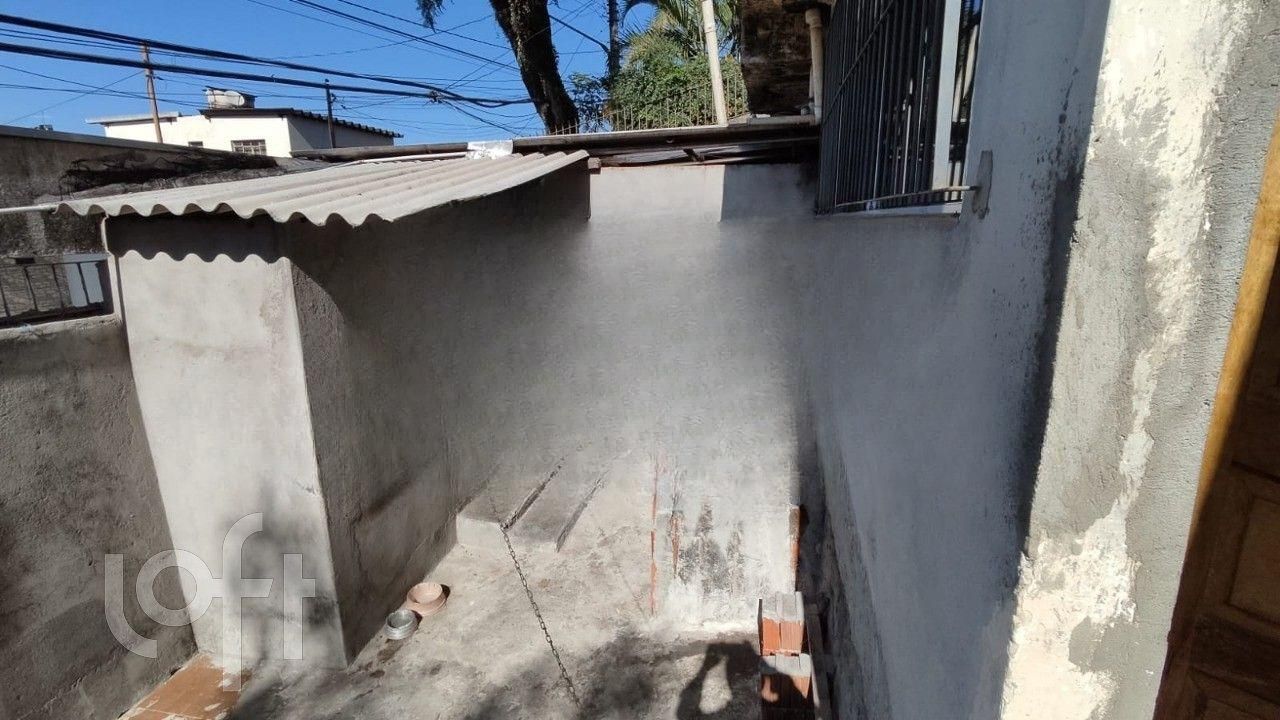 Casa à venda com 3 quartos, 155m² - Foto 4