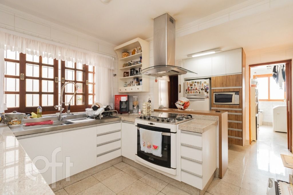 Casa à venda com 3 quartos, 284m² - Foto 20