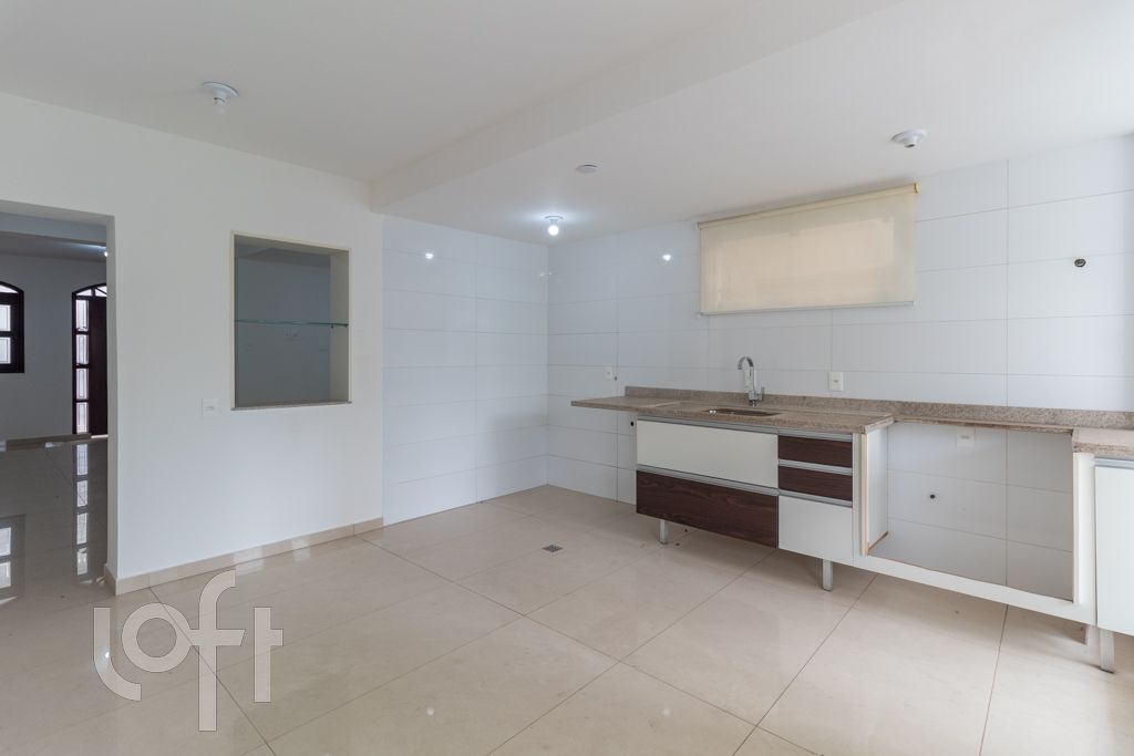 Casa à venda com 3 quartos, 210m² - Foto 36