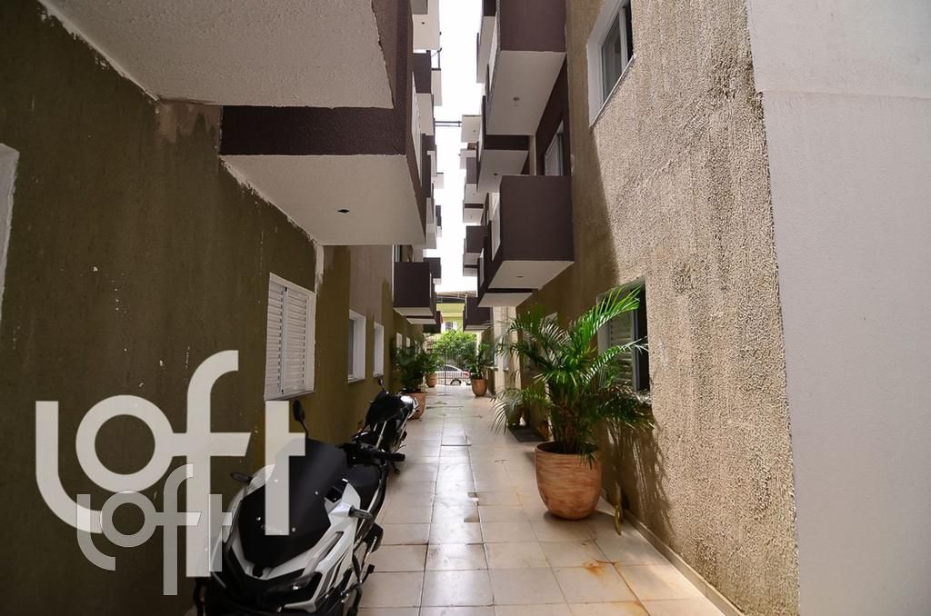 Apartamento à venda com 2 quartos, 45m² - Foto 13
