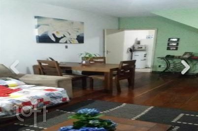 Casa à venda com 2 quartos, 100m² - Foto 2