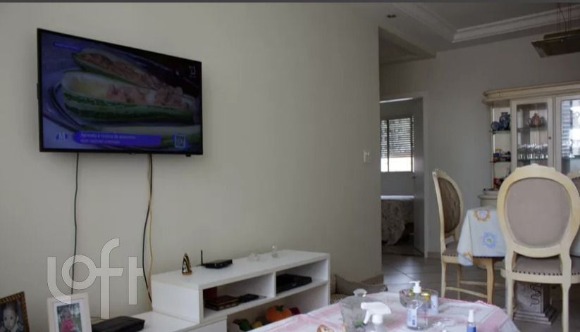 Apartamento à venda com 2 quartos, 75m² - Foto 1
