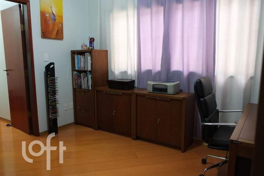 Casa à venda com 3 quartos, 210m² - Foto 4