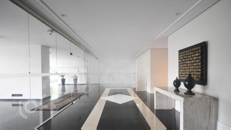 Apartamento à venda com 4 quartos, 210m² - Foto 9