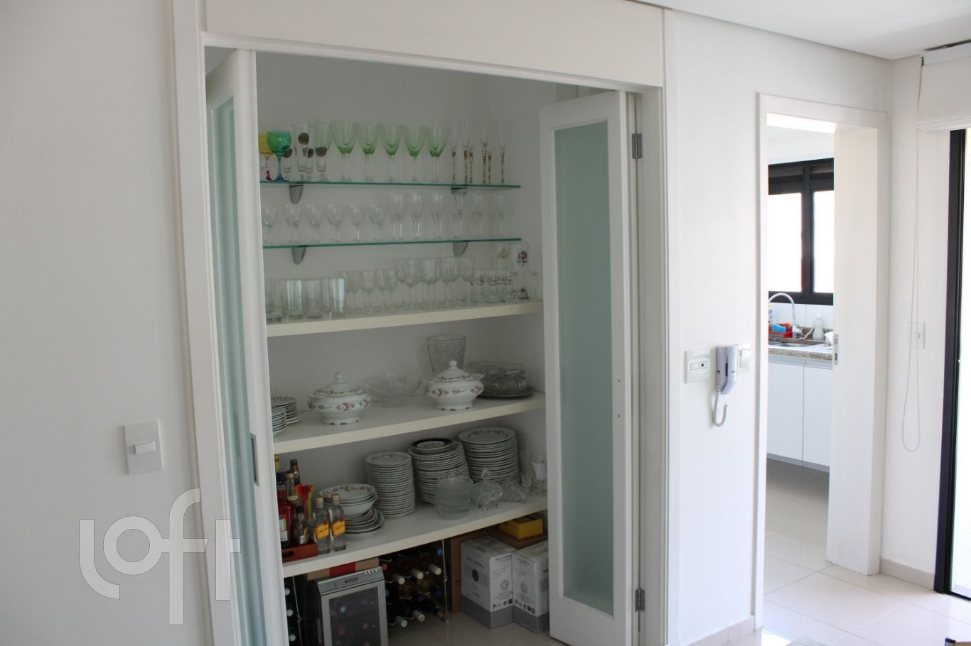 Apartamento à venda com 4 quartos, 234m² - Foto 10