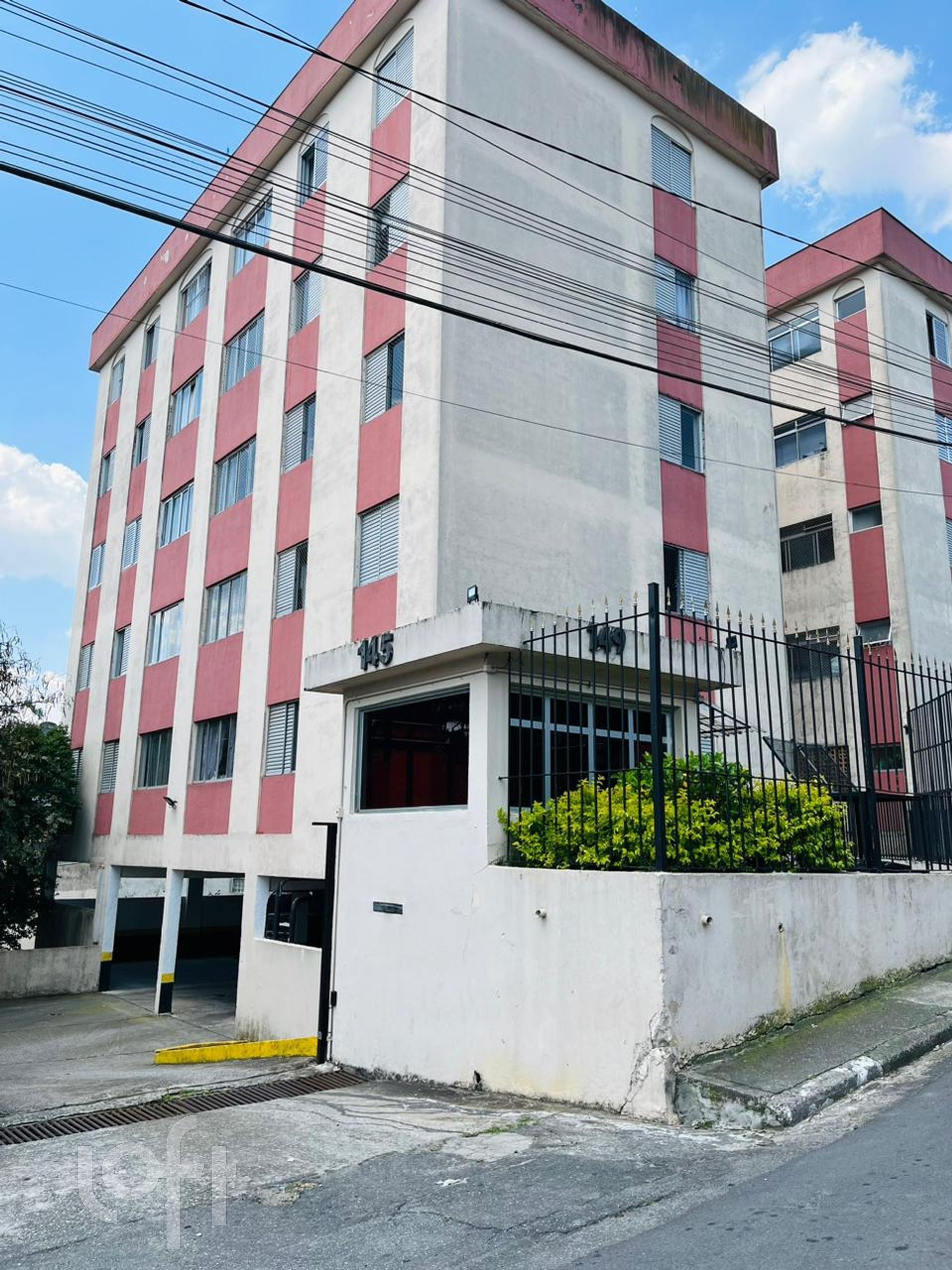 Apartamento à venda com 3 quartos, 75m² - Foto 18