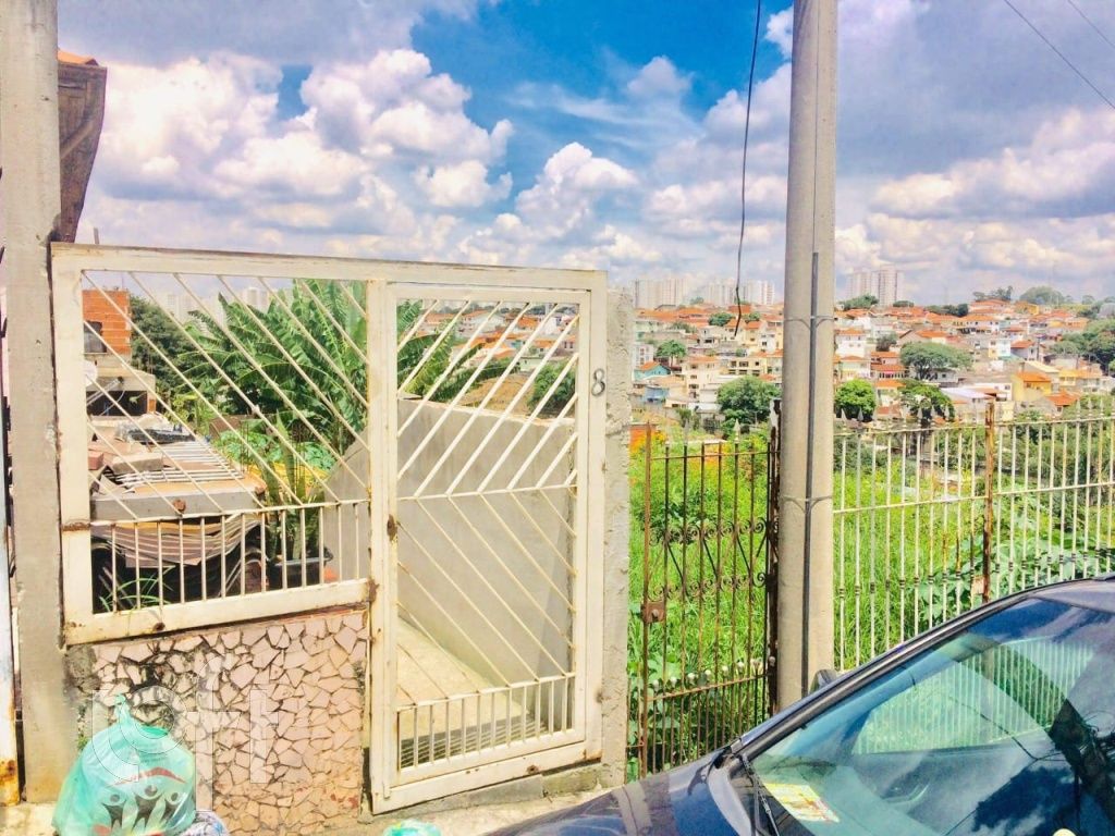 Casa à venda com 4 quartos, 250m² - Foto 3