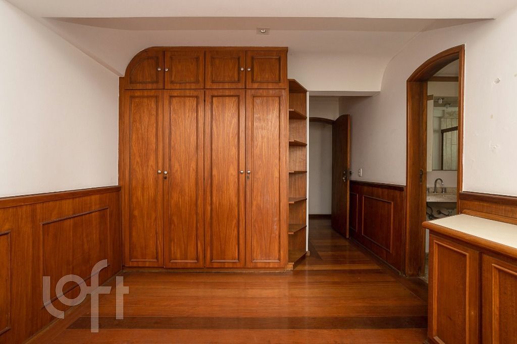 Apartamento à venda com 3 quartos, 184m² - Foto 11