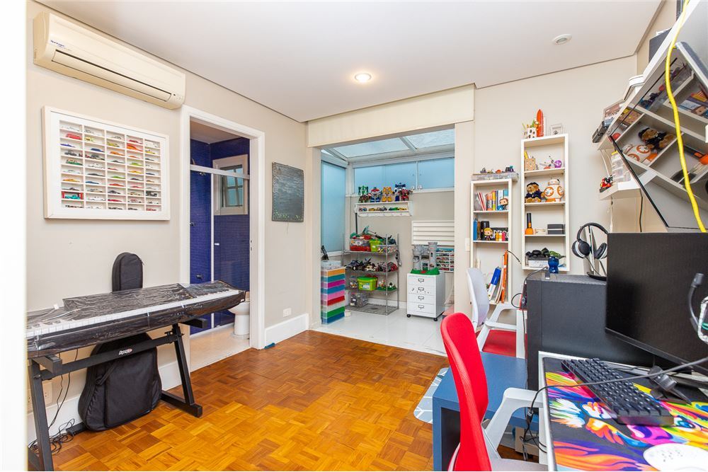 Casa, 3 quartos, 220 m² - Foto 35