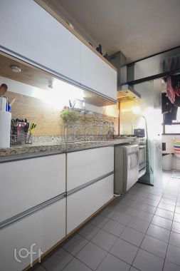 Apartamento à venda com 3 quartos, 70m² - Foto 10