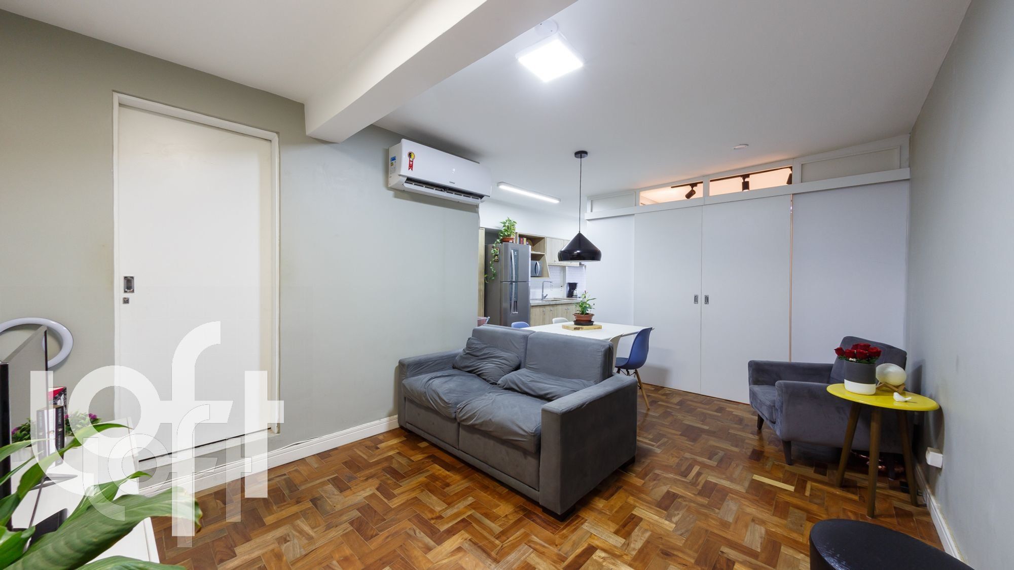 Apartamento, 1 quarto, 37 m² - Foto 1