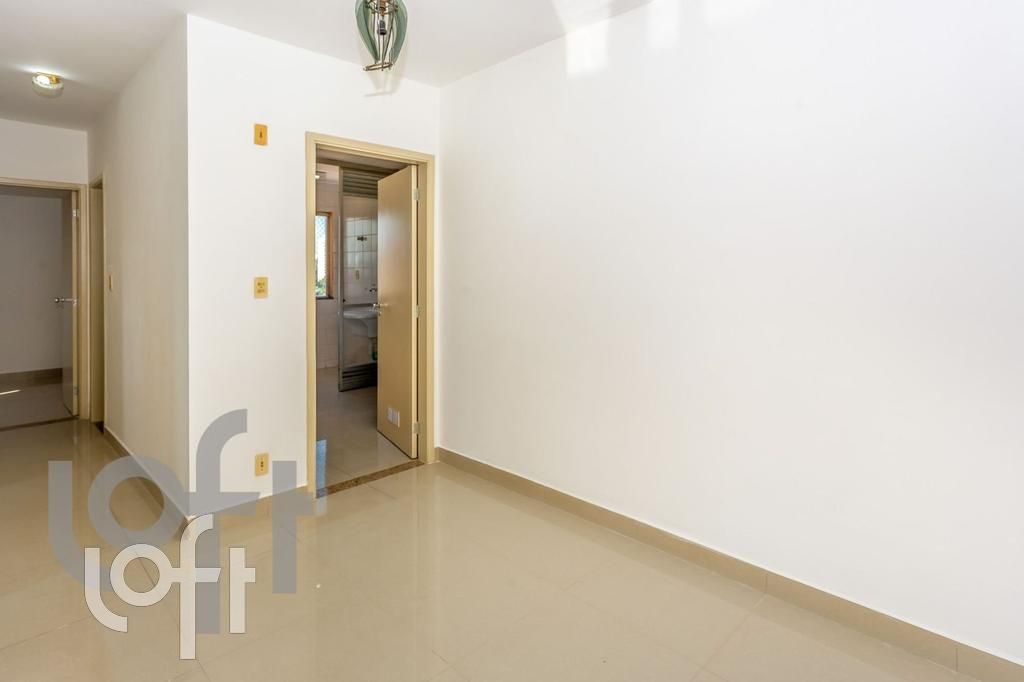 Apartamento à venda com 3 quartos, 61m² - Foto 25