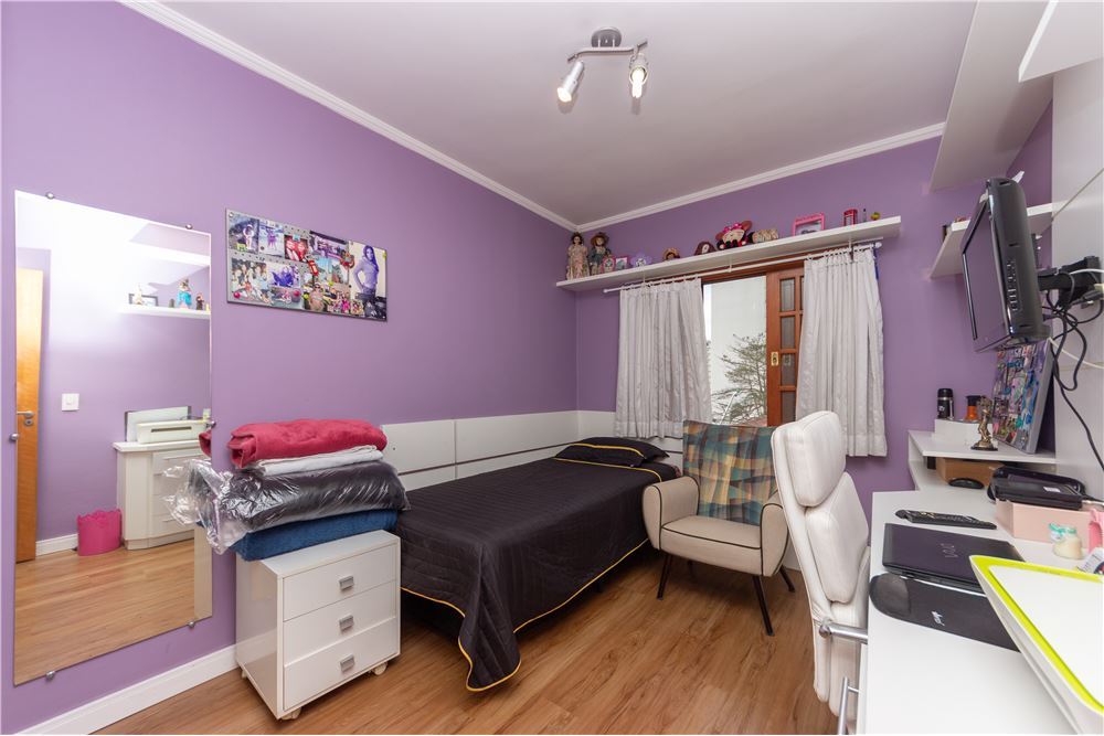 Casa à venda com 3 quartos, 380m² - Foto 15