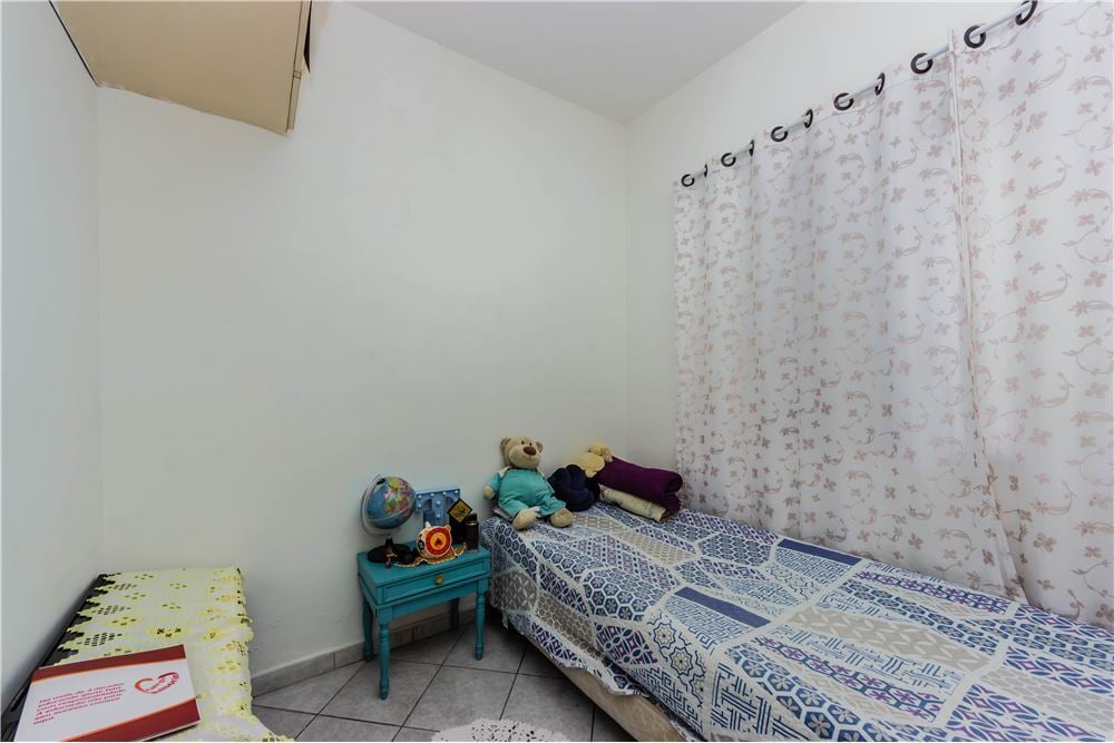 Casa à venda com 2 quartos, 80m² - Foto 4
