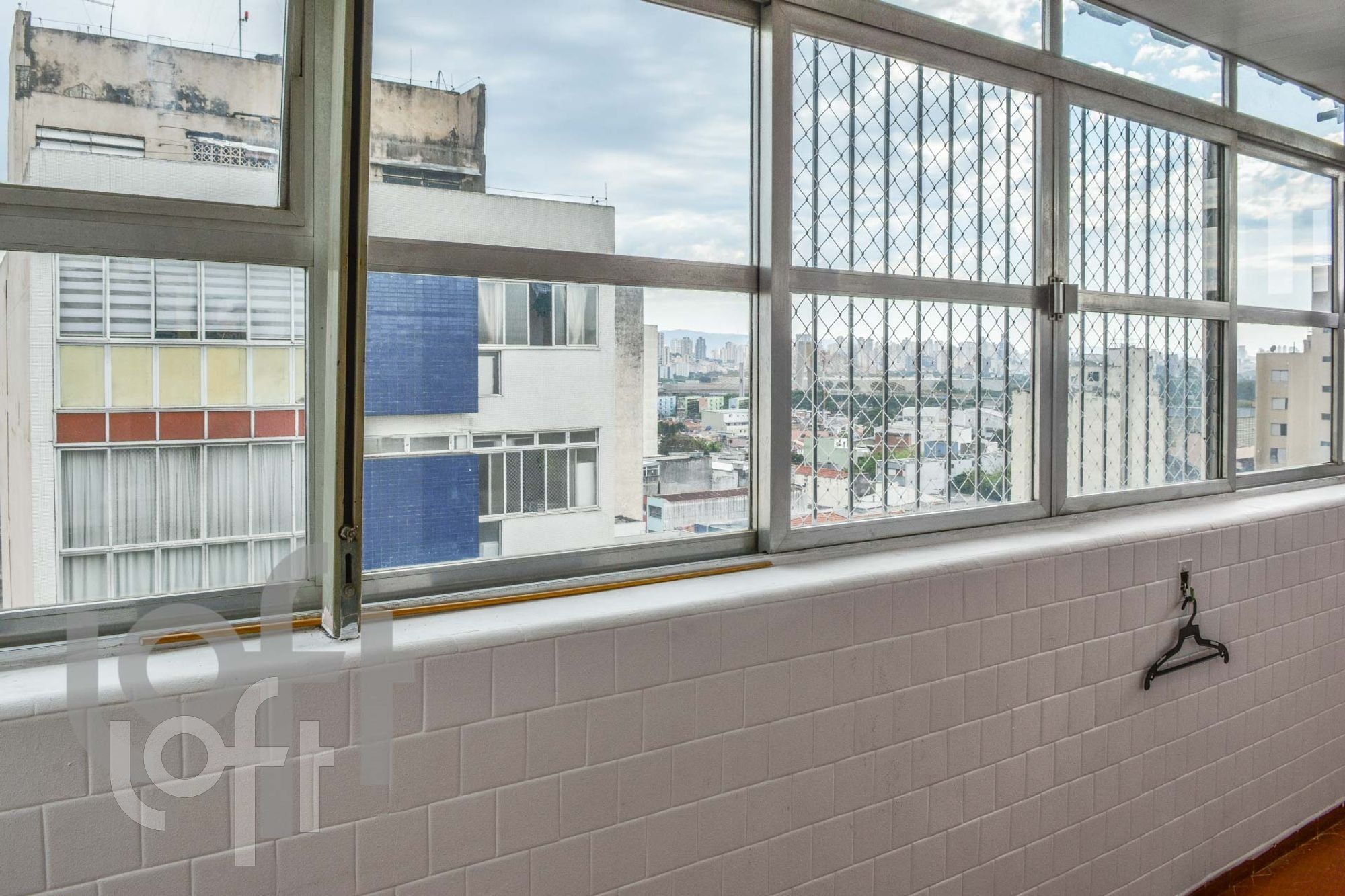 Apartamento à venda com 2 quartos, 132m² - Foto 3