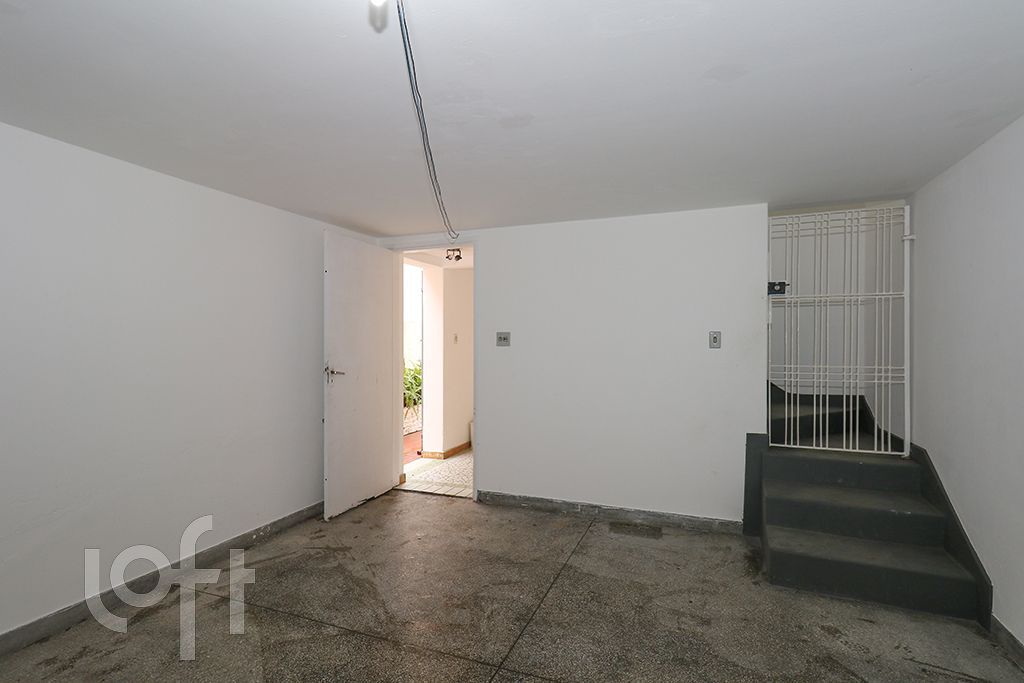 Casa à venda com 3 quartos, 198m² - Foto 3