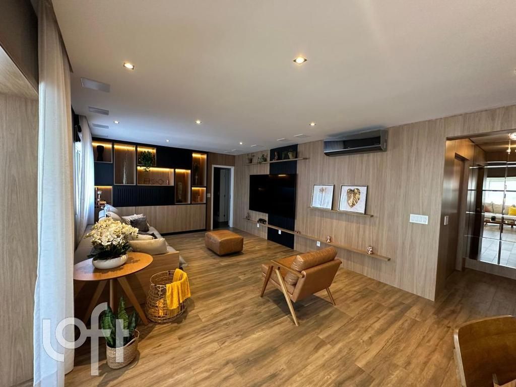 Apartamento à venda com 3 quartos, 171m² - Foto 2