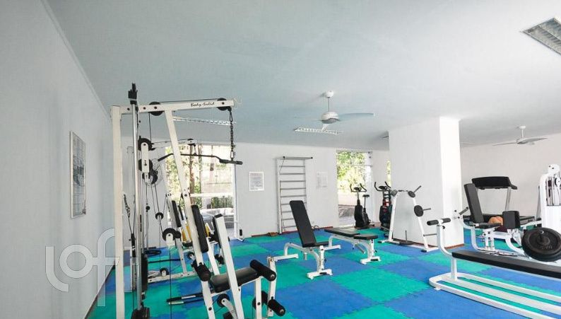 Apartamento à venda com 4 quartos, 210m² - Foto 12