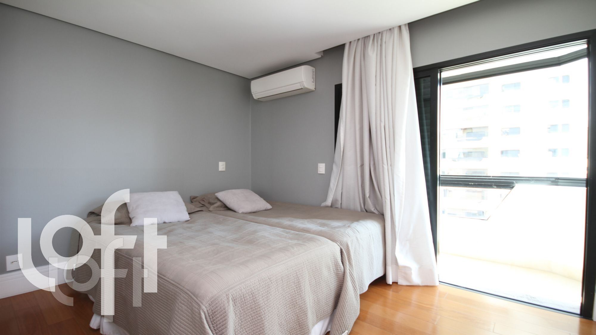 Apartamento à venda com 3 quartos, 200m² - Foto 19