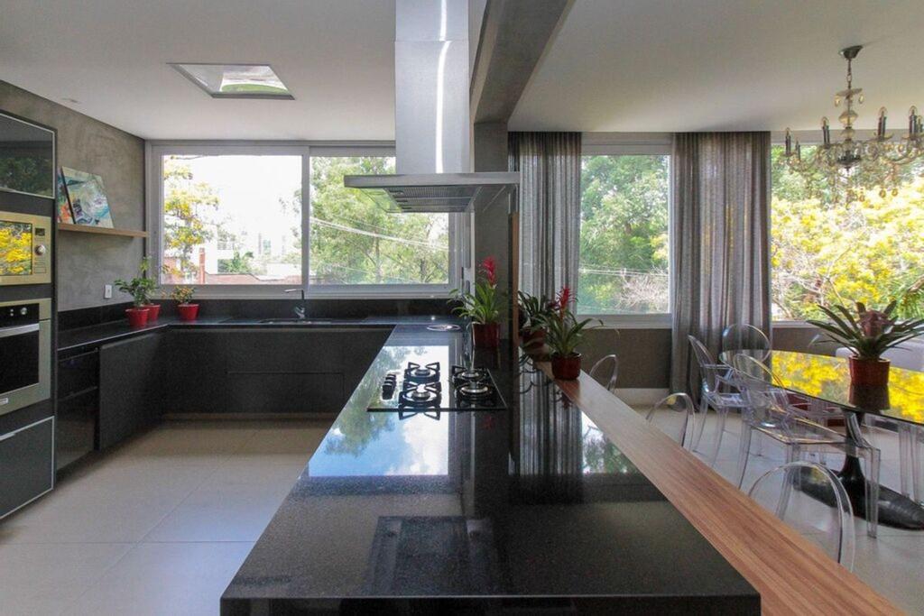 Casa à venda com 4 quartos - Foto 1