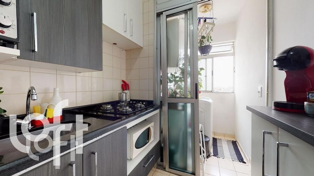 Apartamento à venda com 2 quartos, 44m² - Foto 31
