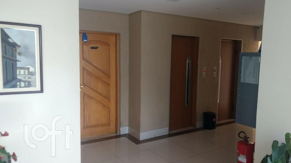 Apartamento à venda com 2 quartos, 64m² - Foto 14