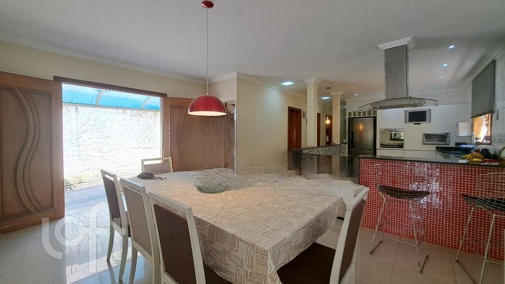 Casa à venda com 3 quartos, 390m² - Foto 12