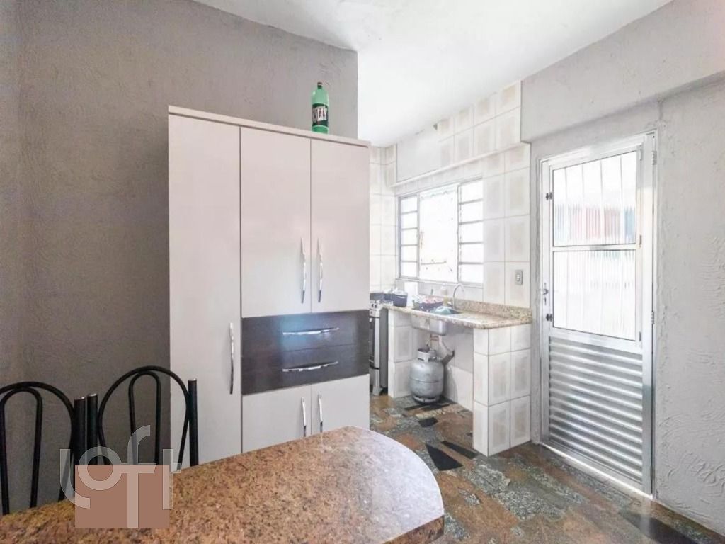 Casa à venda com 4 quartos, 200m² - Foto 38