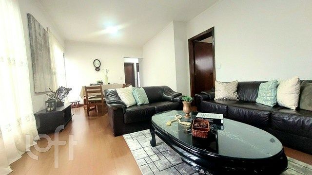 Apartamento à venda com 3 quartos, 113m² - Foto 4