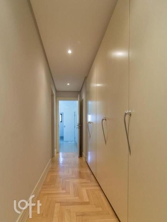 Apartamento à venda com 4 quartos, 320m² - Foto 1