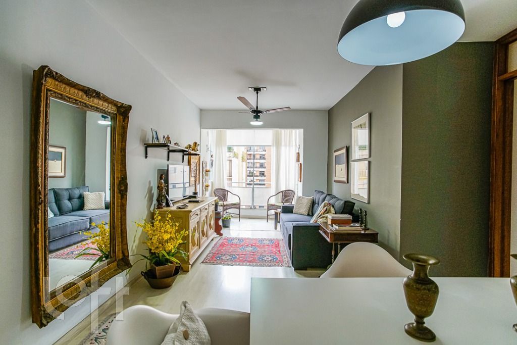 Apartamento à venda com 3 quartos, 70m² - Foto 4