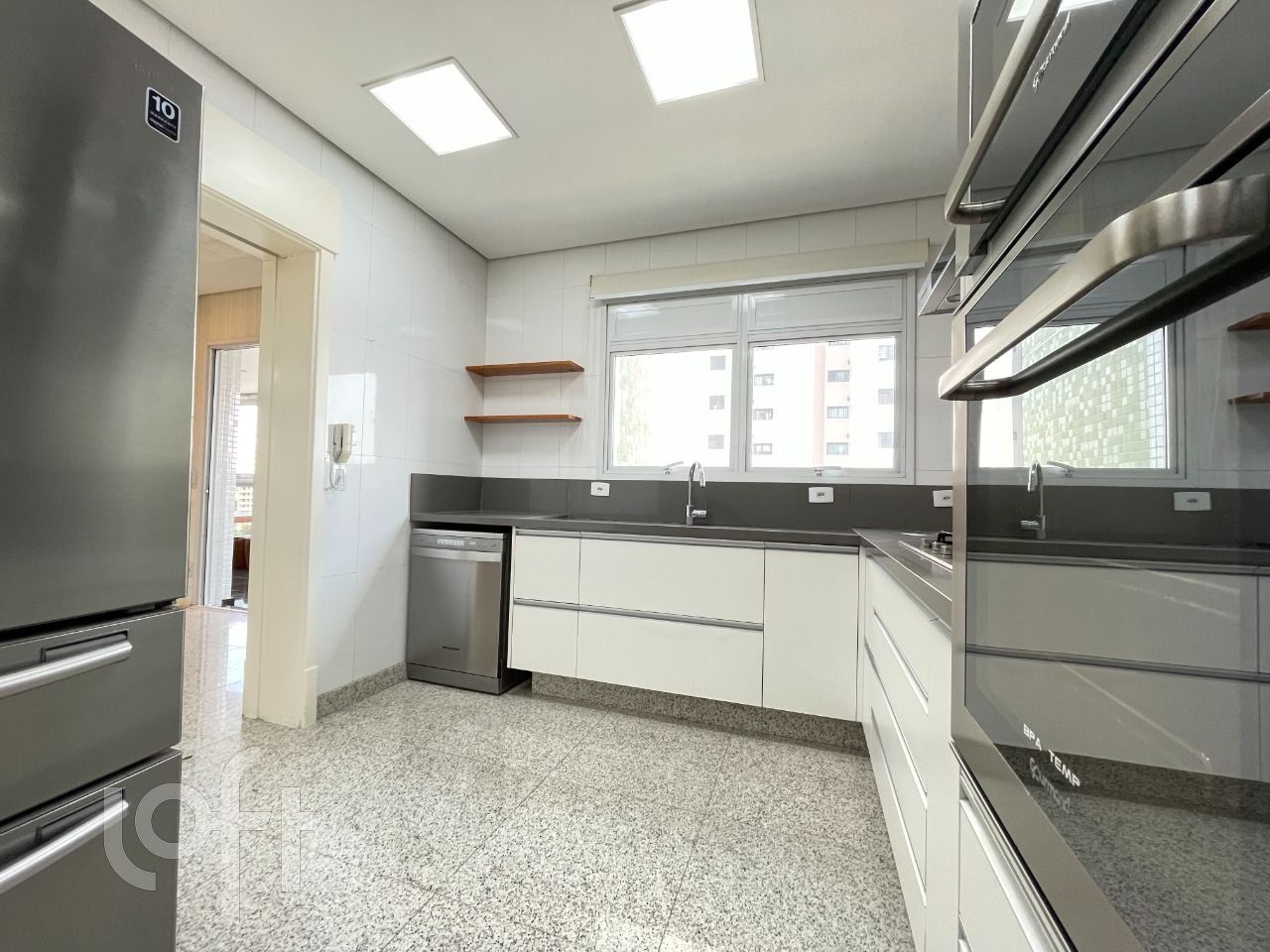 Apartamento, 3 quartos, 330 m² - Foto 19