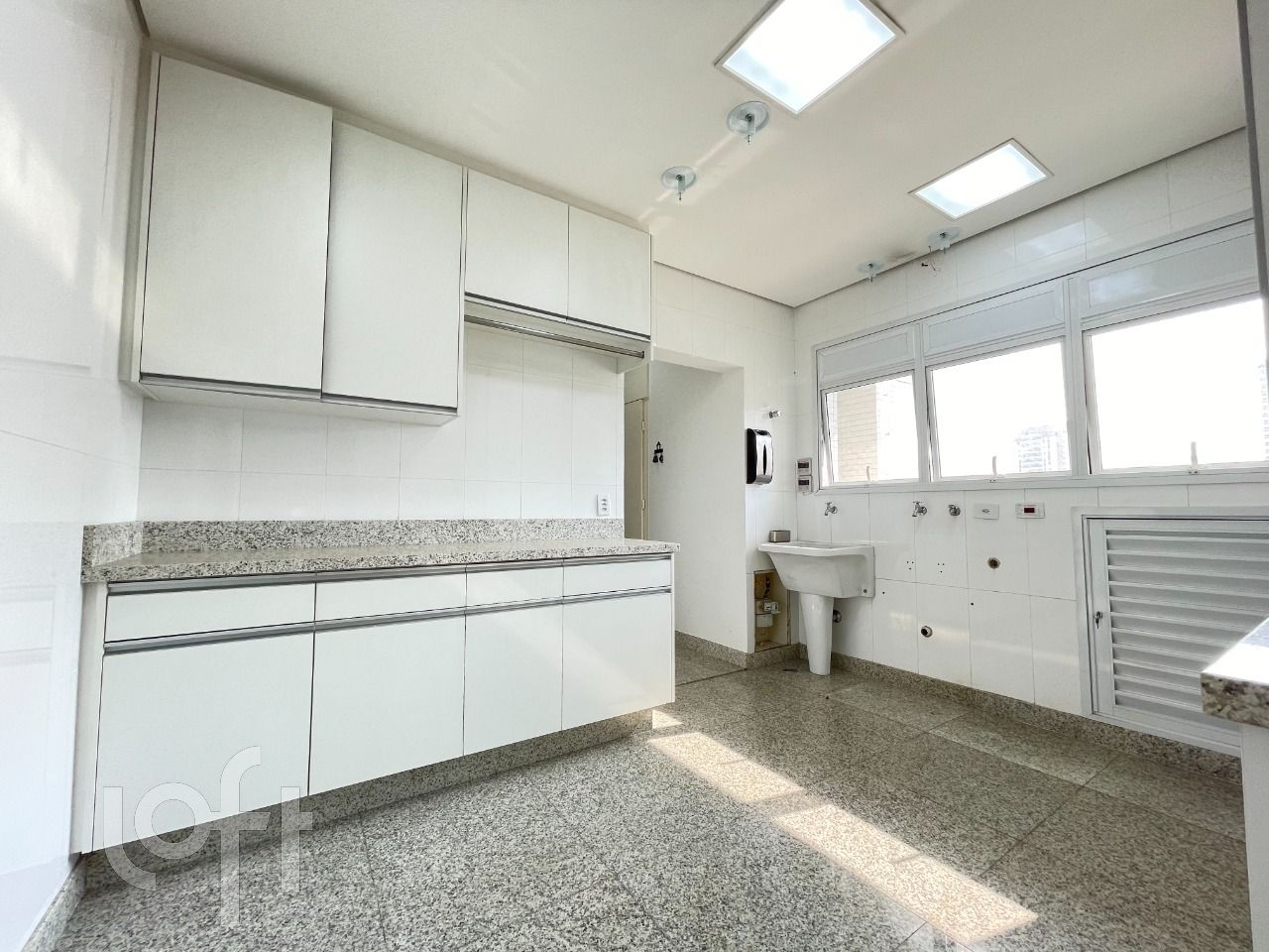 Apartamento, 3 quartos, 330 m² - Foto 24