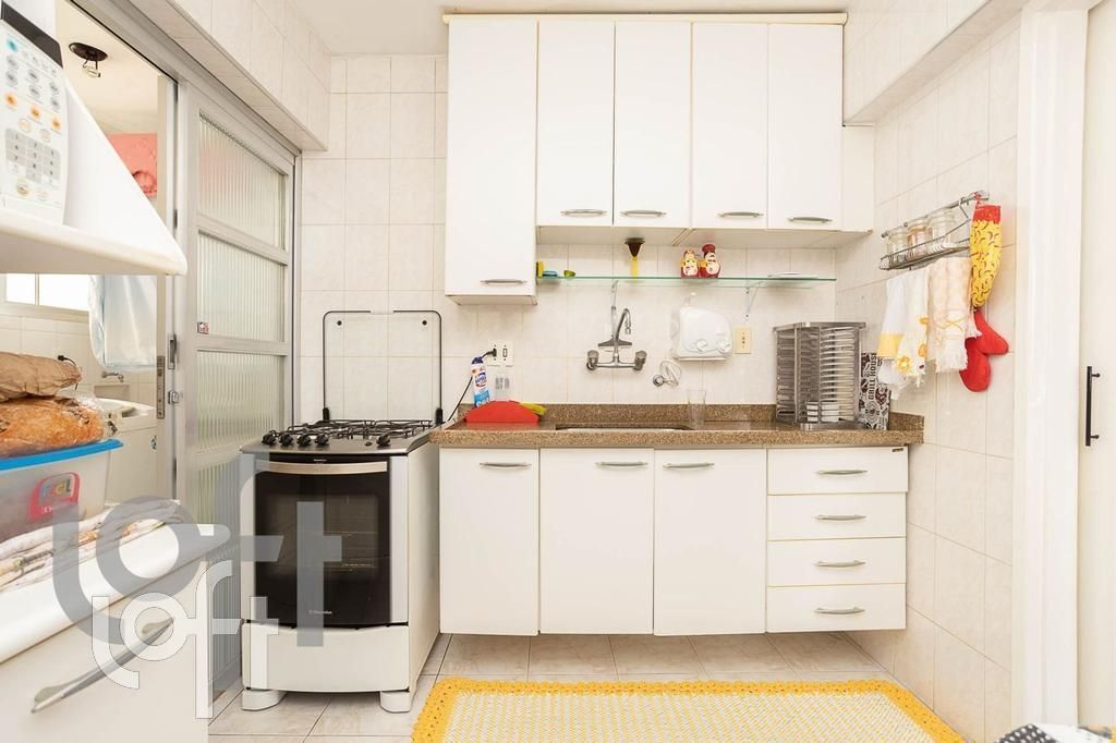 Apartamento à venda com 3 quartos, 85m² - Foto 18