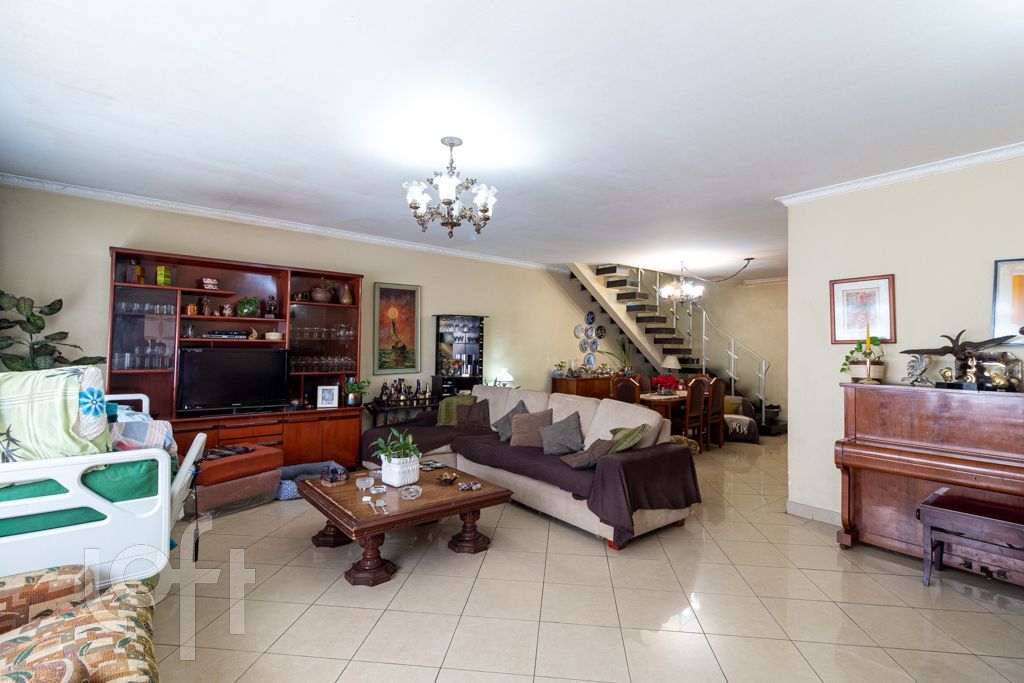 Casa, 4 quartos, 285 m² - Foto 2