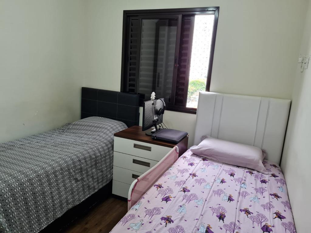 Apartamento à venda com 2 quartos, 60m² - Foto 4