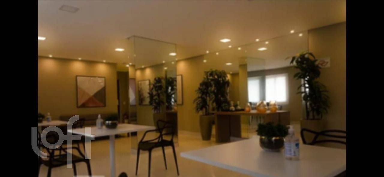 Apartamento, 1 quarto, 33 m² - Foto 2