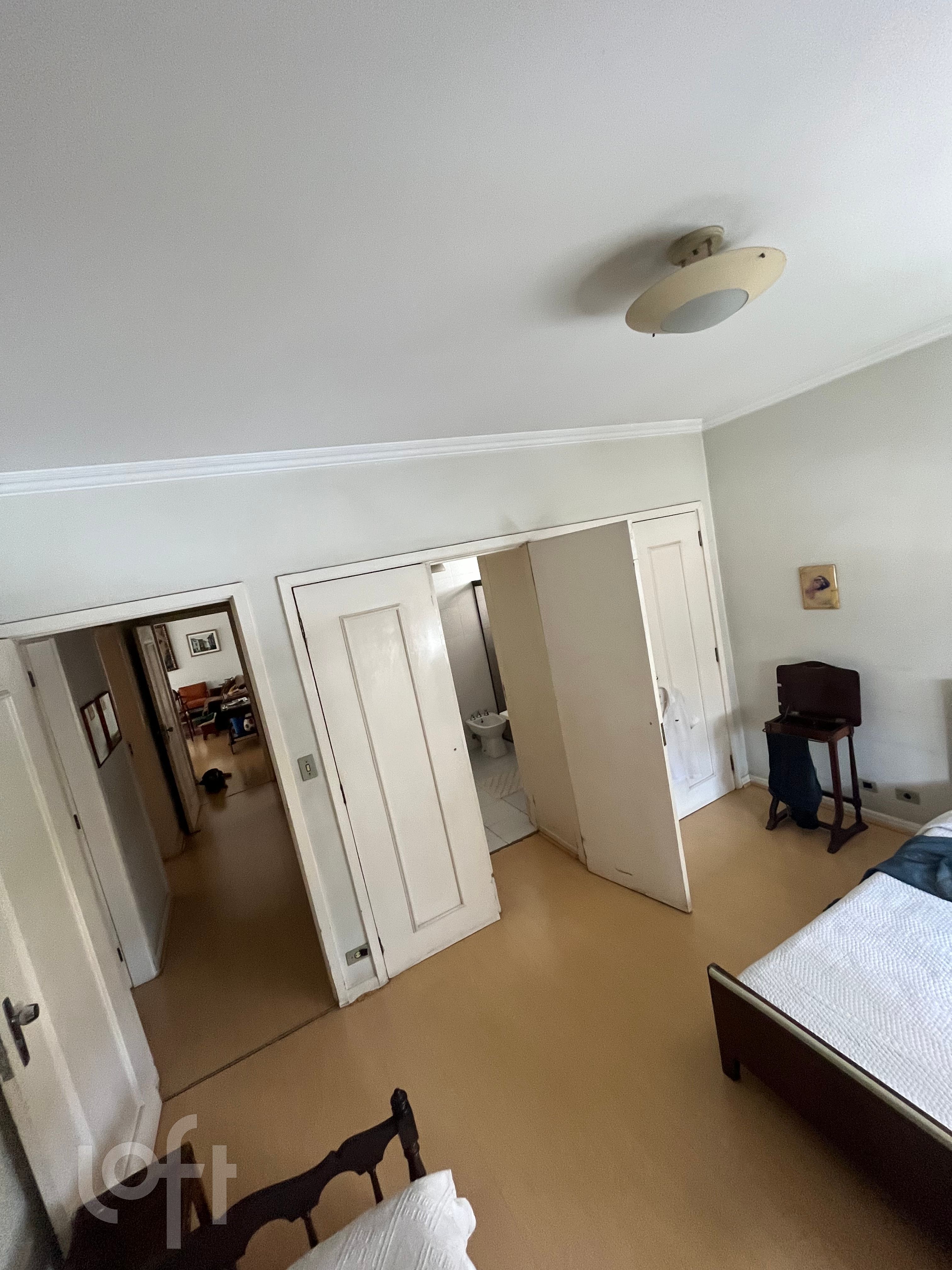 Apartamento à venda com 4 quartos, 153m² - Foto 8