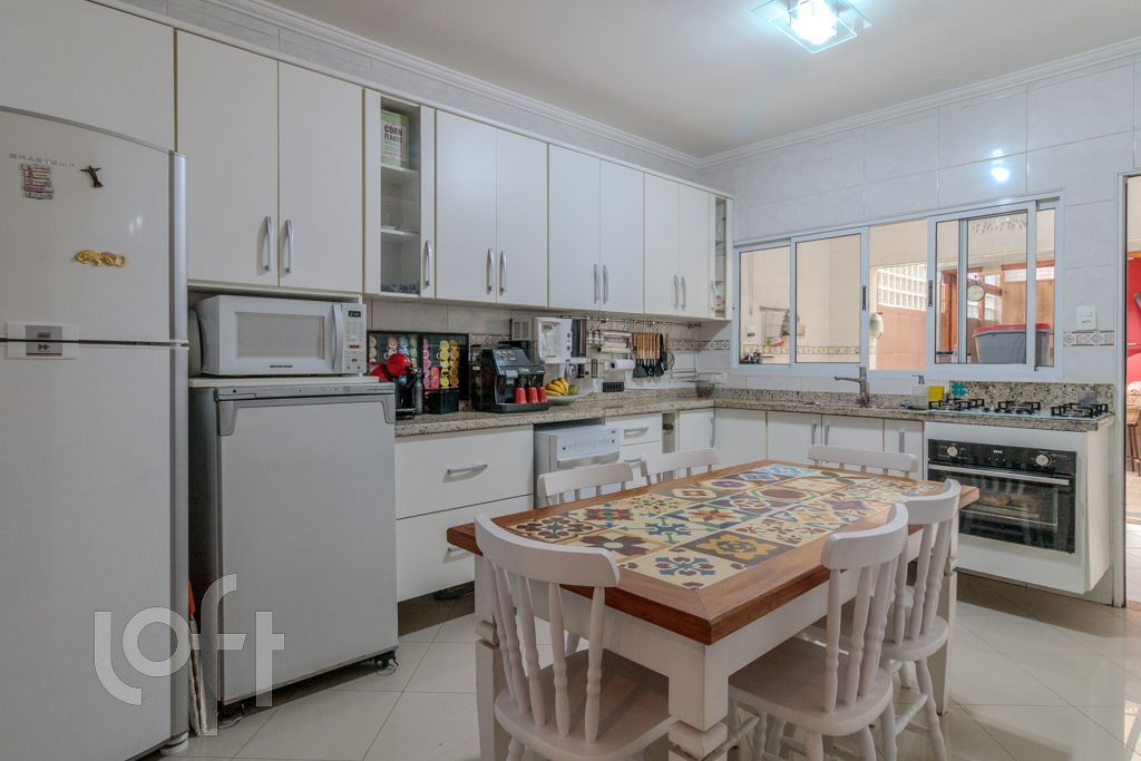 Casa à venda com 4 quartos, 219m² - Foto 40