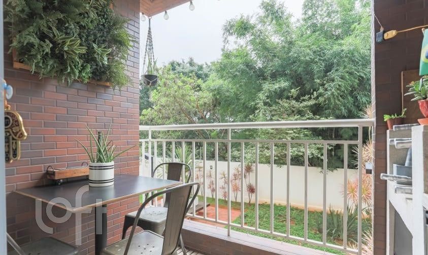 Apartamento à venda com 2 quartos, 72m² - Foto 7
