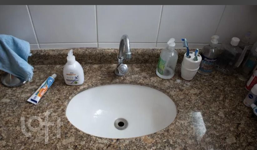 Apartamento à venda com 2 quartos, 75m² - Foto 15