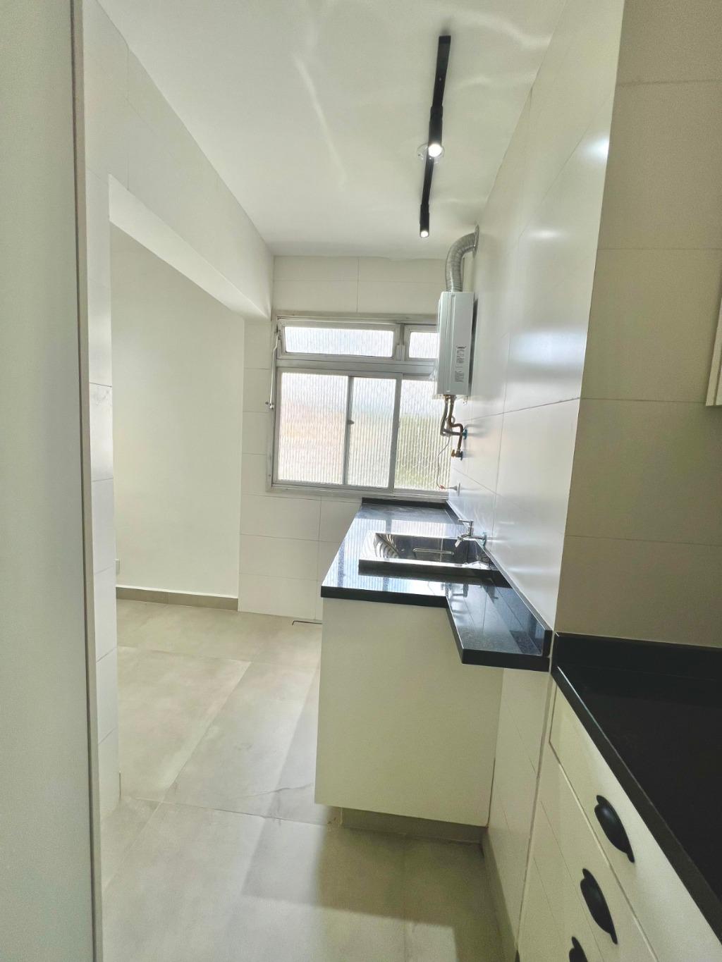 Apartamento à venda com 2 quartos, 82m² - Foto 5