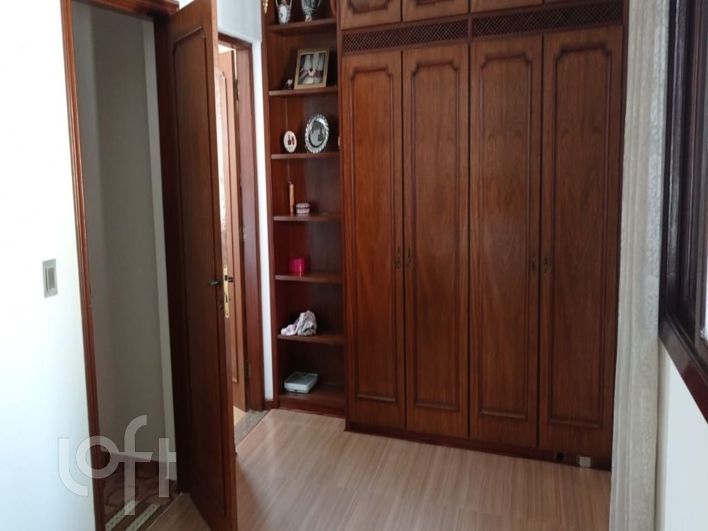 Casa à venda com 4 quartos, 850m² - Foto 18