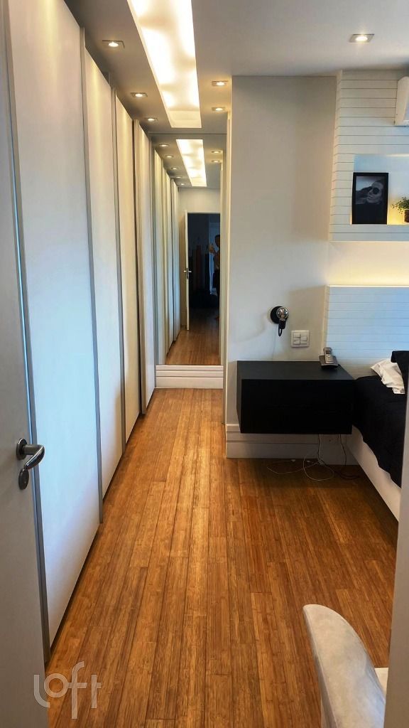 Apartamento à venda com 4 quartos, 234m² - Foto 35